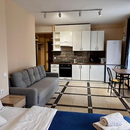 Opera Center Hotel & Apartments Lviv Luaran gambar