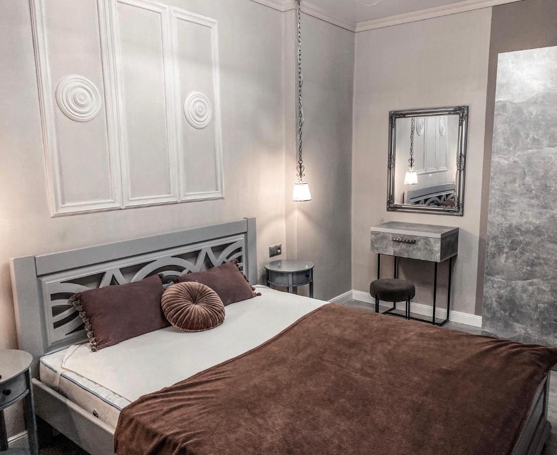 Opera Center Hotel & Apartments Lviv Luaran gambar