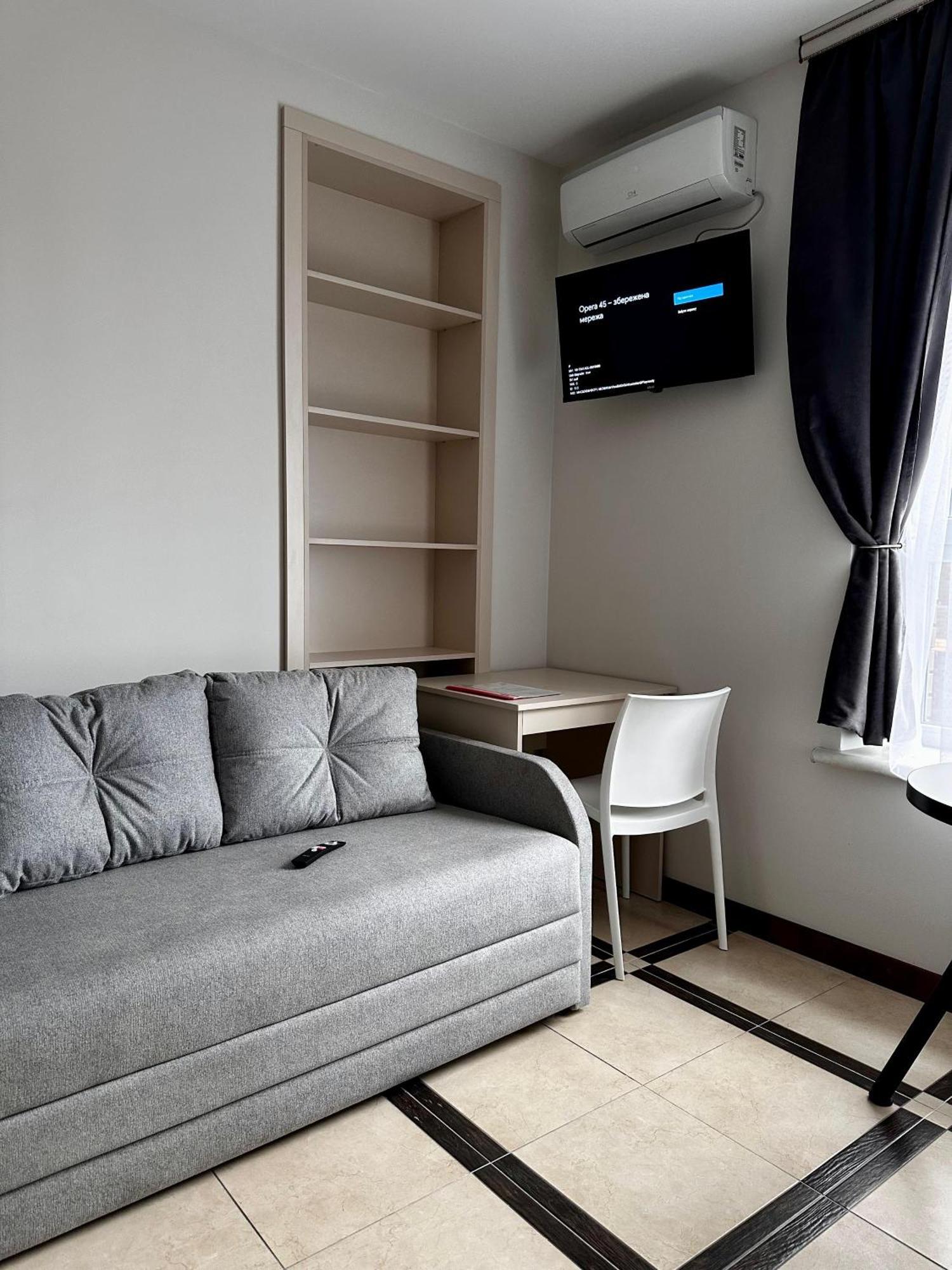Opera Center Hotel & Apartments Lviv Luaran gambar