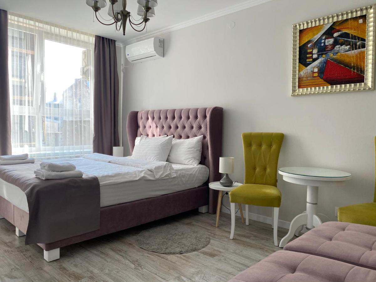 Opera Center Hotel & Apartments Lviv Luaran gambar